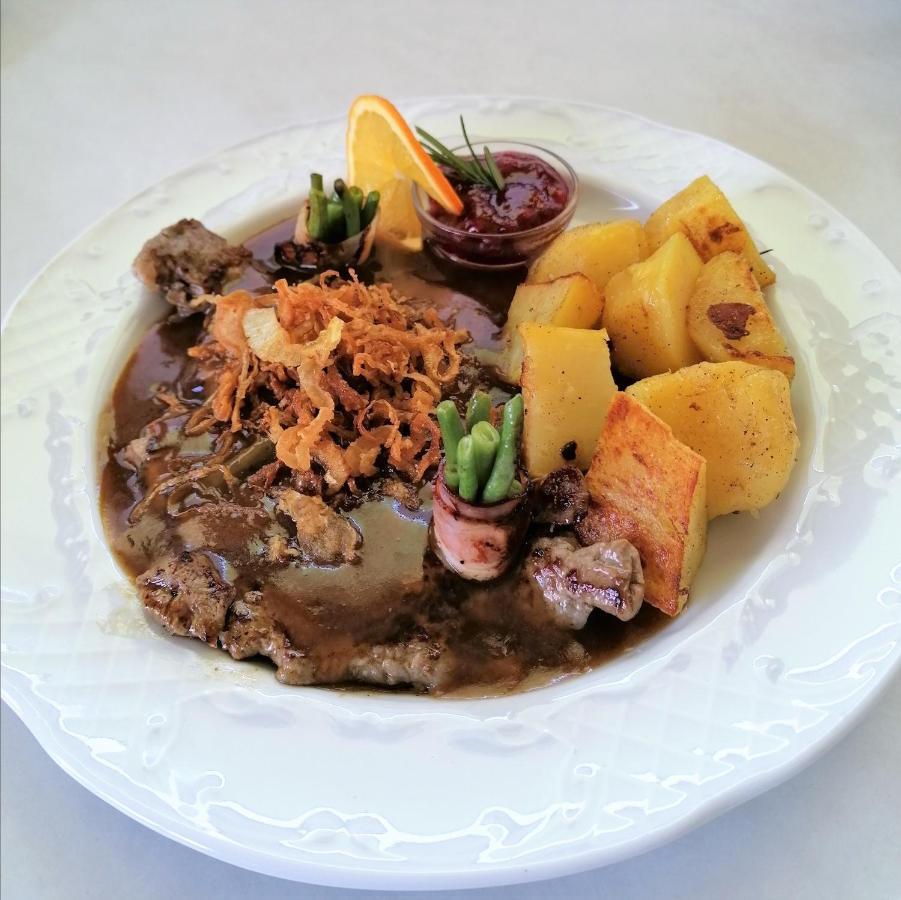 Tieschnhof Hotel เกริบมิง ภายนอก รูปภาพ